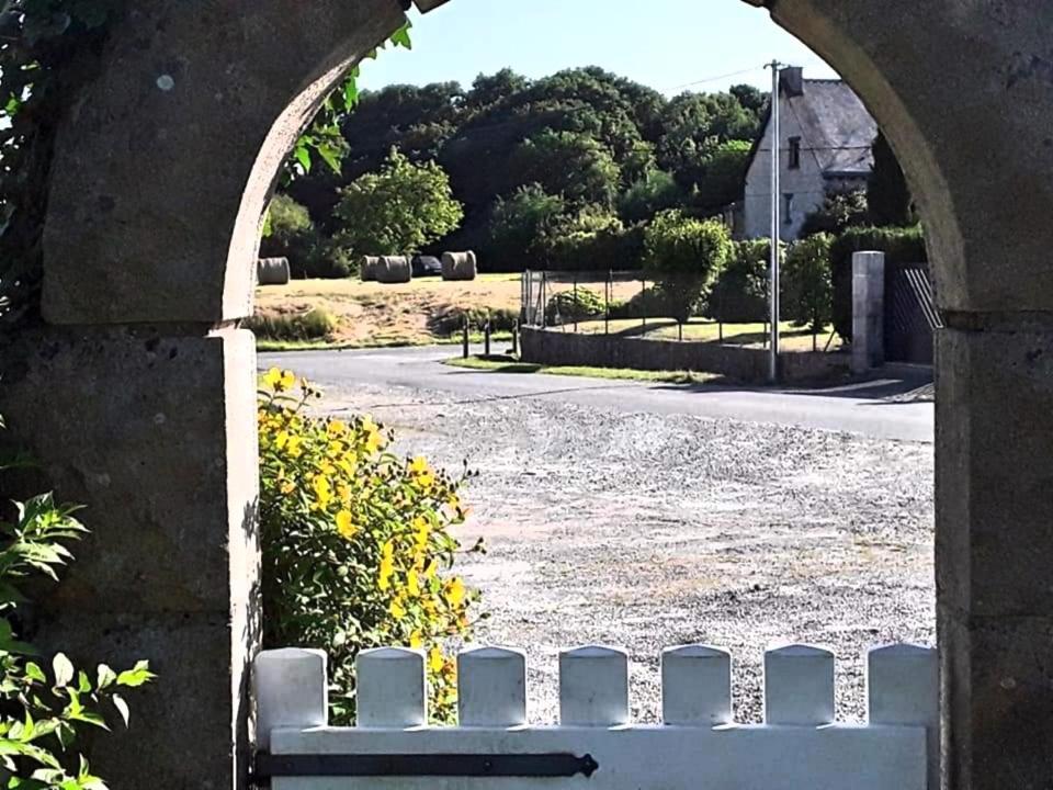 Ker Jerome - Traditional Stone Breton Cottage Near To Dinan Trelivan Extérieur photo